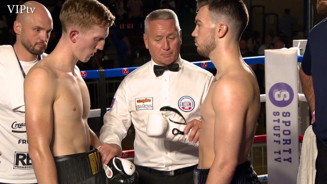 Rhys Woods v Casey Brown on VIP's show at Robin Park, Wigan 12.11.22 background