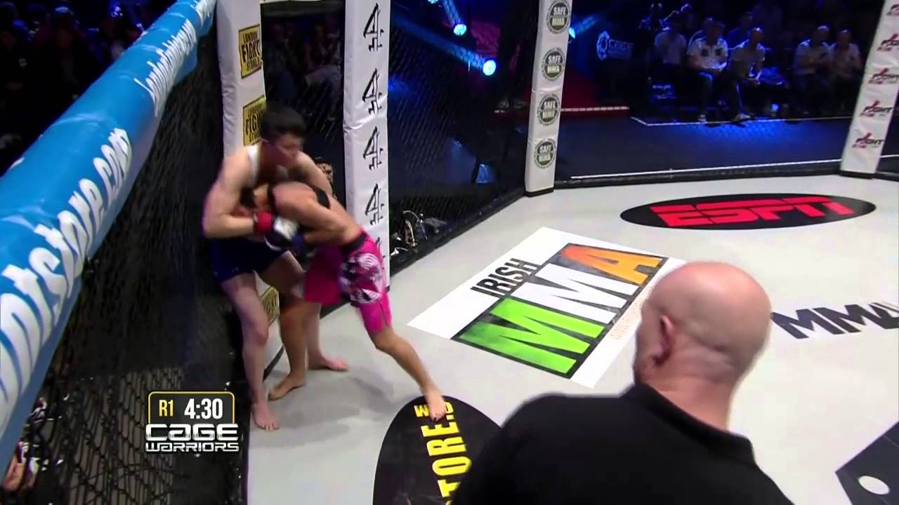 Cage Warriors 70: Catherine Costigan vs. Noelia Molina backdrop