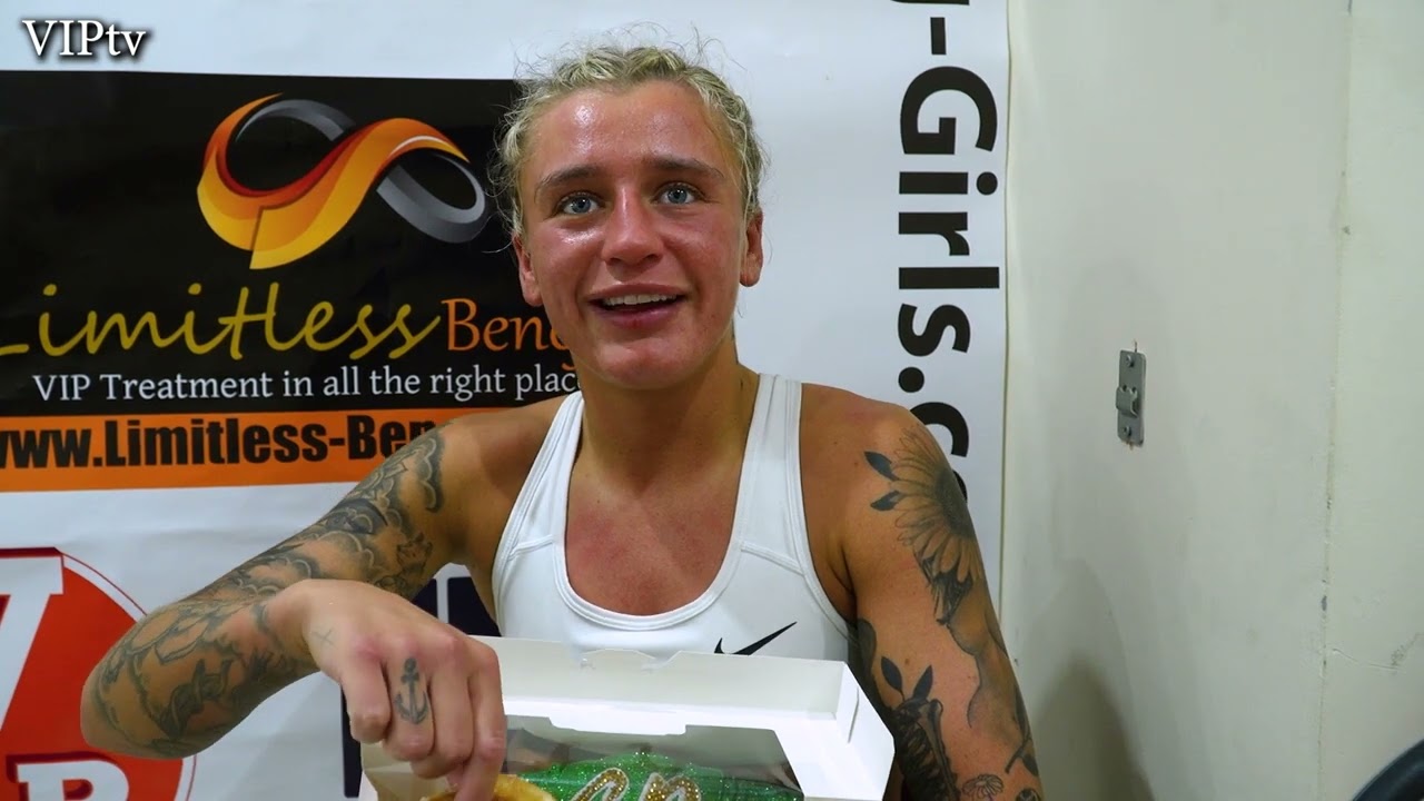 After nearly 2 years of waiting Charlotte Powell finally makes her pro debut