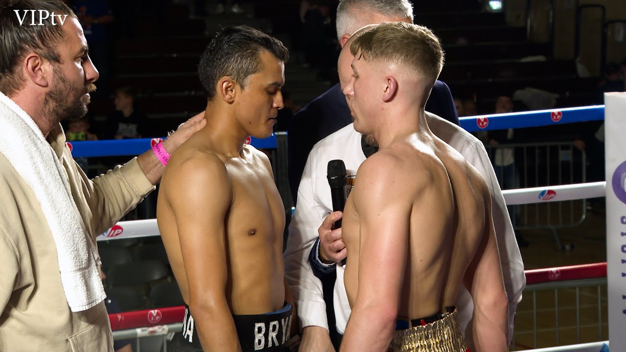 Joe Howarth v Brayan Mairena on VIP's show at Robin Park, Wigan 12.11.22 background