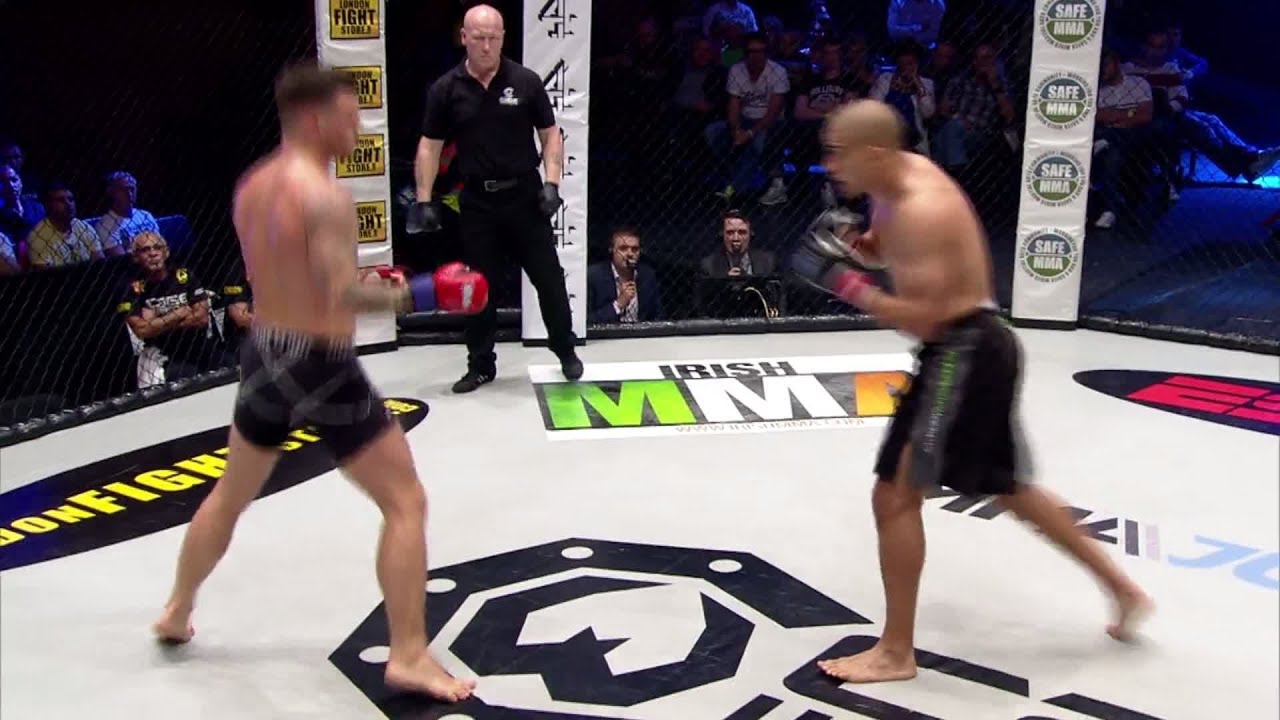 CW70: Ayo Daly vs Kiefer Crosbie background