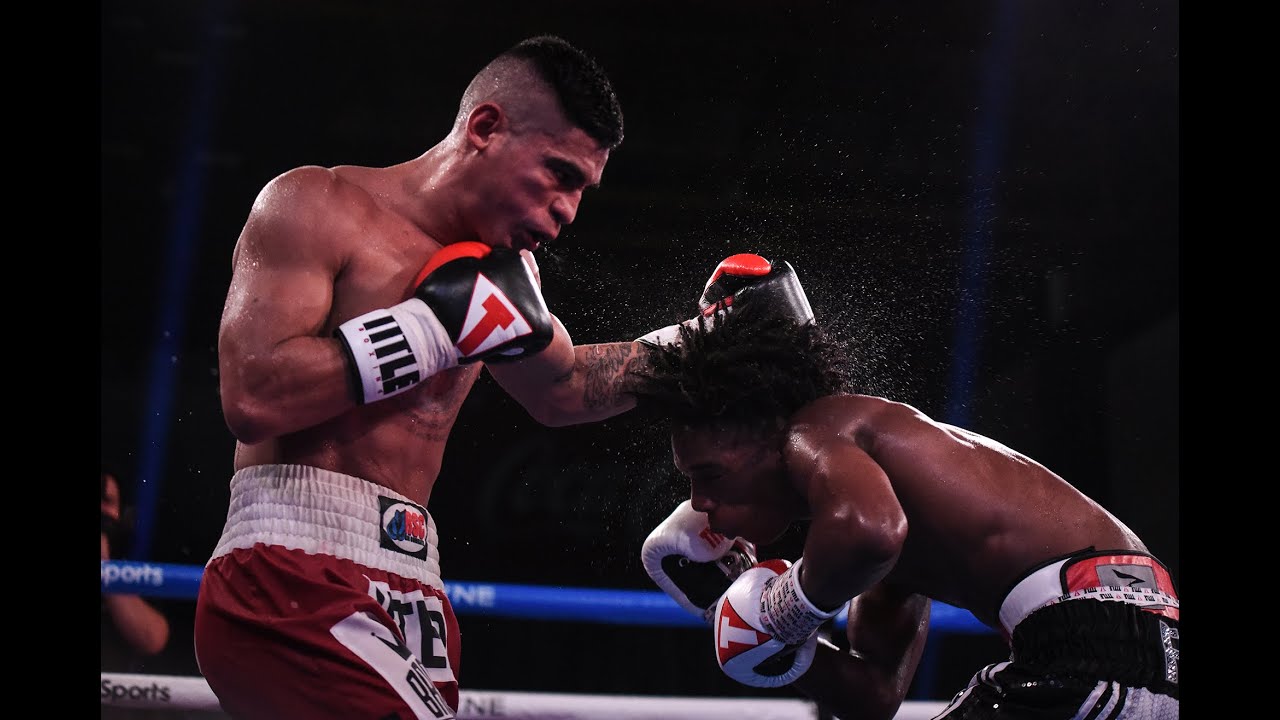 Alberto Melian vs Frency Fortunato - BOXEO DE PRIMERA - TYCSPORTS background