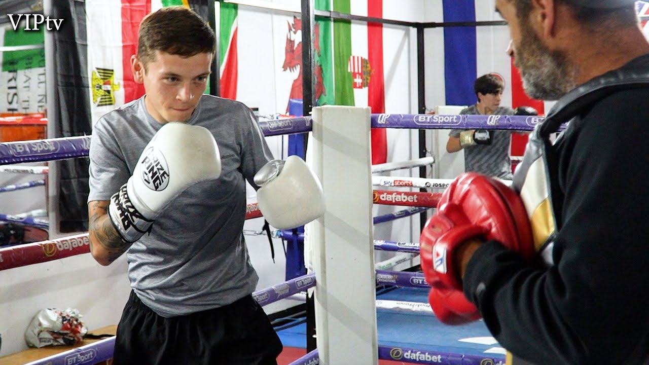 A great chat with Super fly/Bantamweight Jack Dwyer who's the man on the road earning and learning.