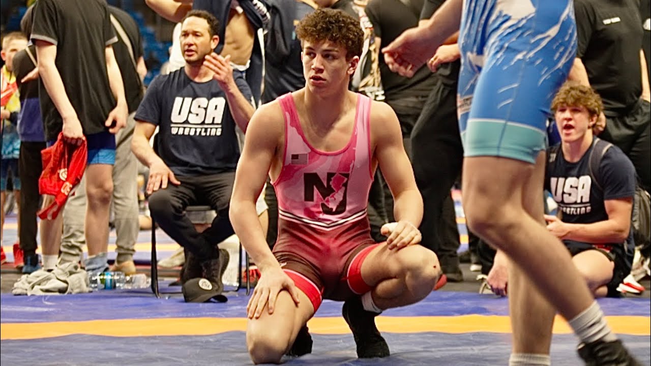 U17 Gabriel Logan (USA) vs Alain Heller (SUI) 71kg. Freestyle boys wrestling. B-cam-man