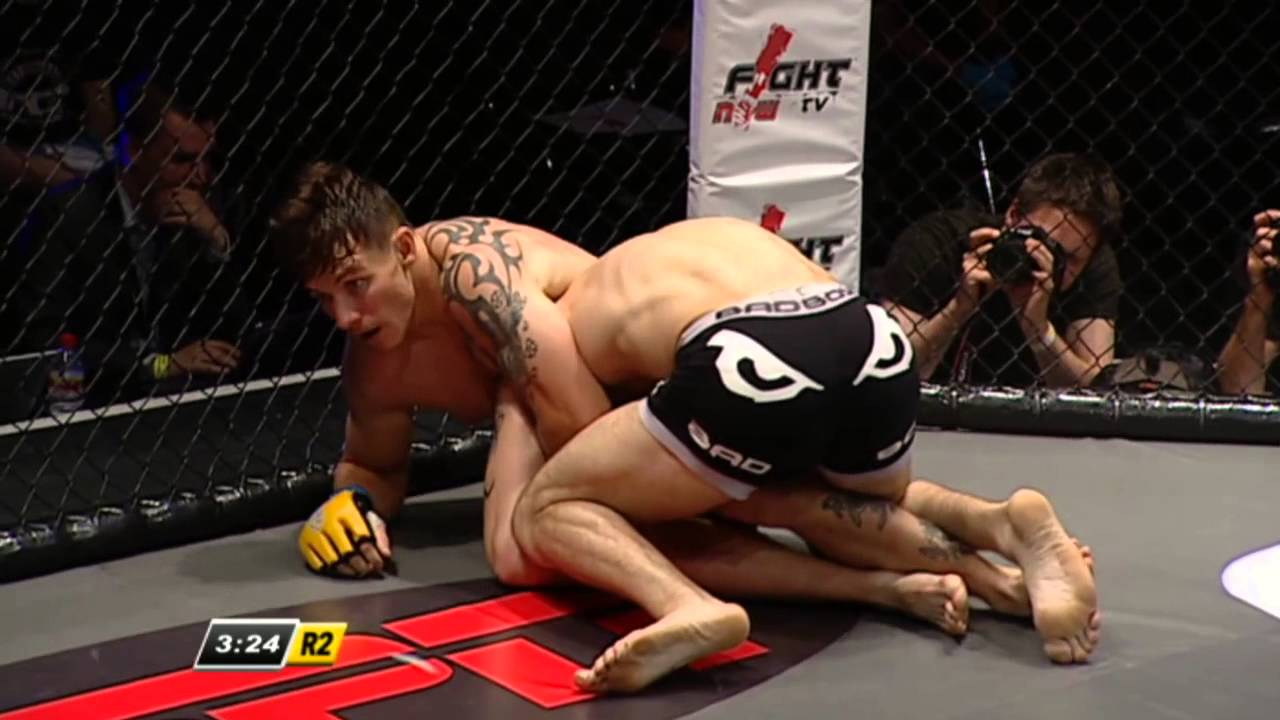 Cage Warriors 57 prelim: Steve Dinsdale v Dan Rushworth