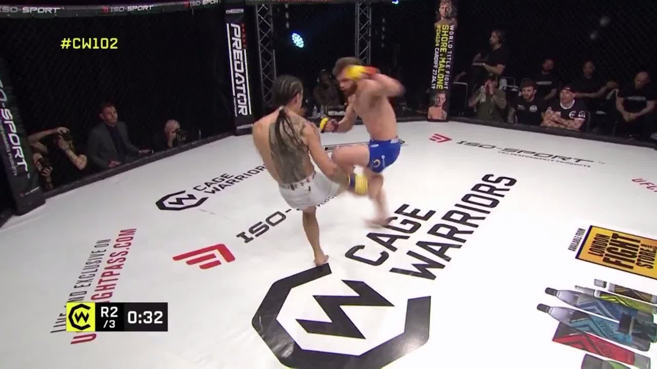 CW102: Sam Creasey vs Andy Young background