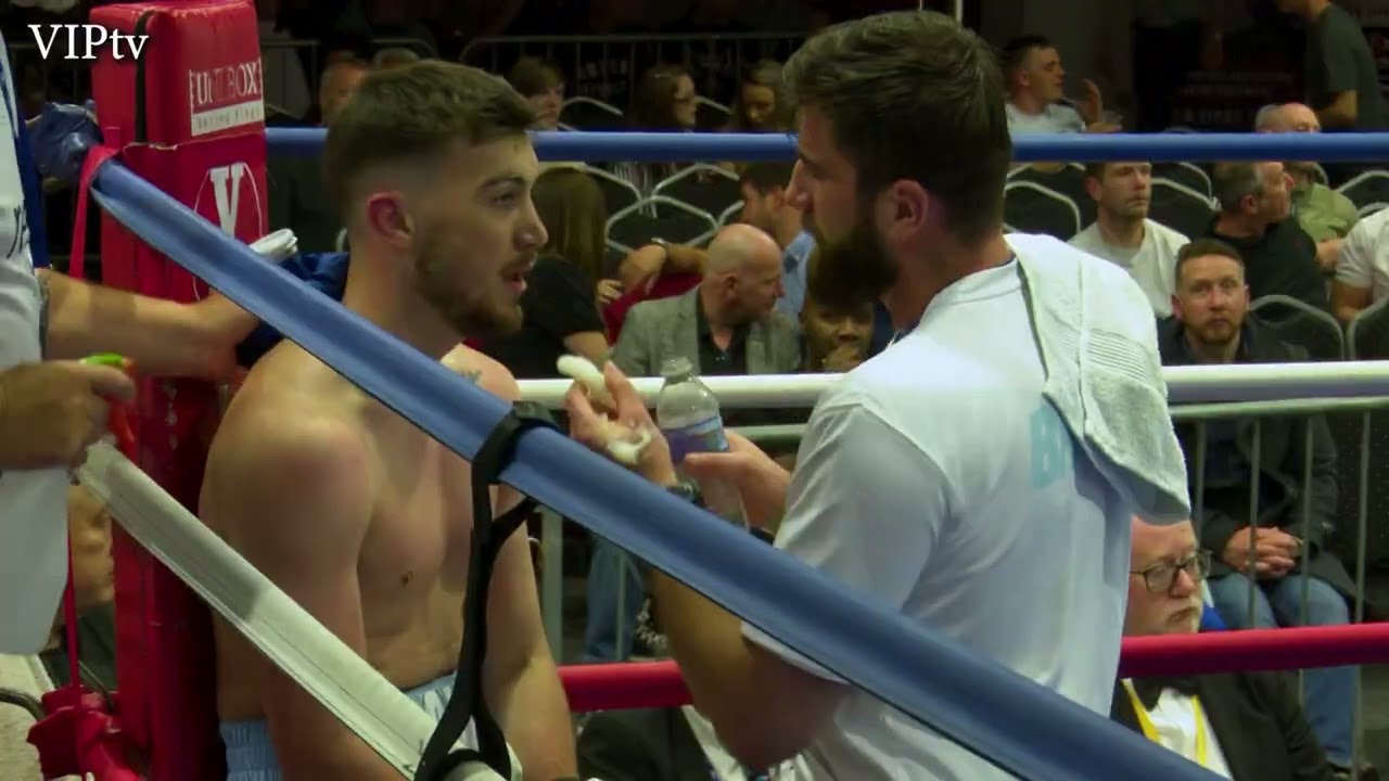 Casey Brown v Jake Bray at AJ Bell Stadium, Salford on 18 June 2022 background