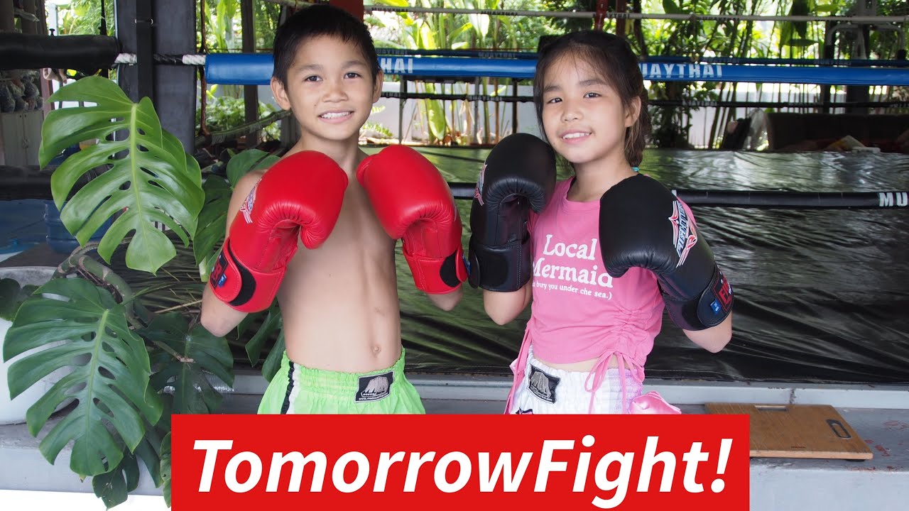 คุยกันก่อนชกจ้าRIINA&Ninja! TomorrowFight! リイナ、ニンジャ明日決戦!!