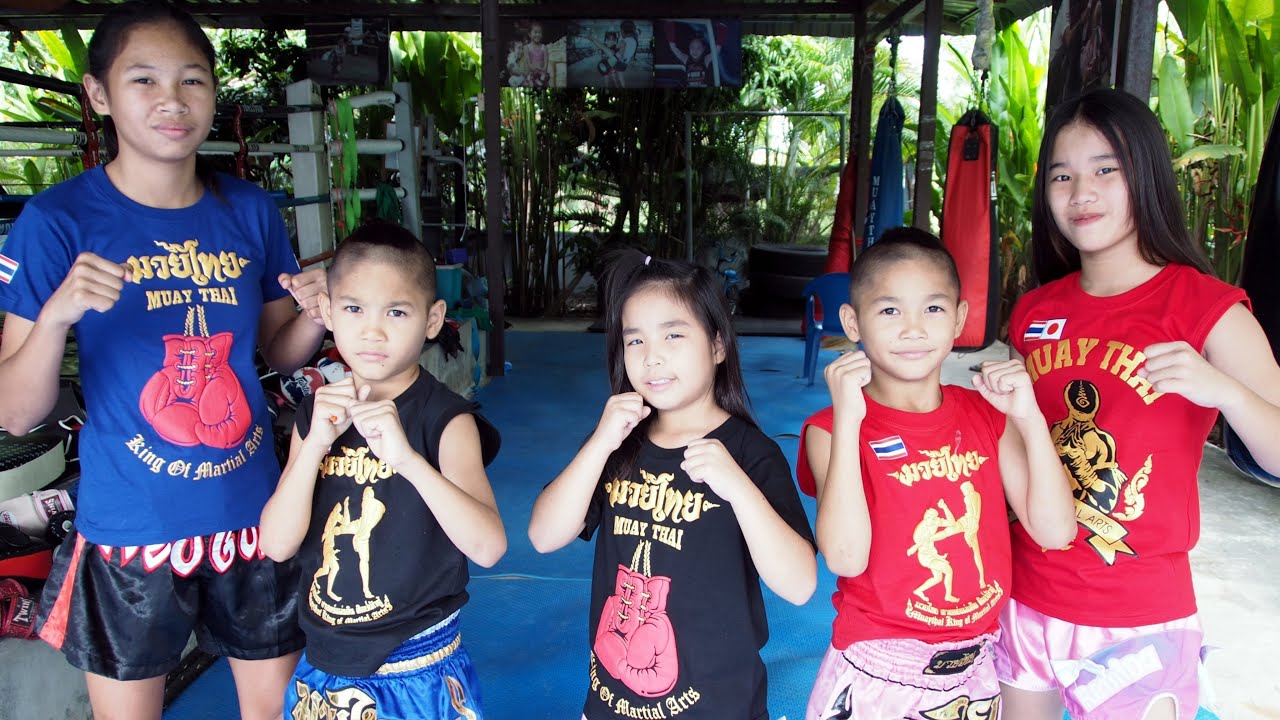 ซ้อมต่อไม่รอแล้วนะFor the next fight! 次戦に向けて!! background
