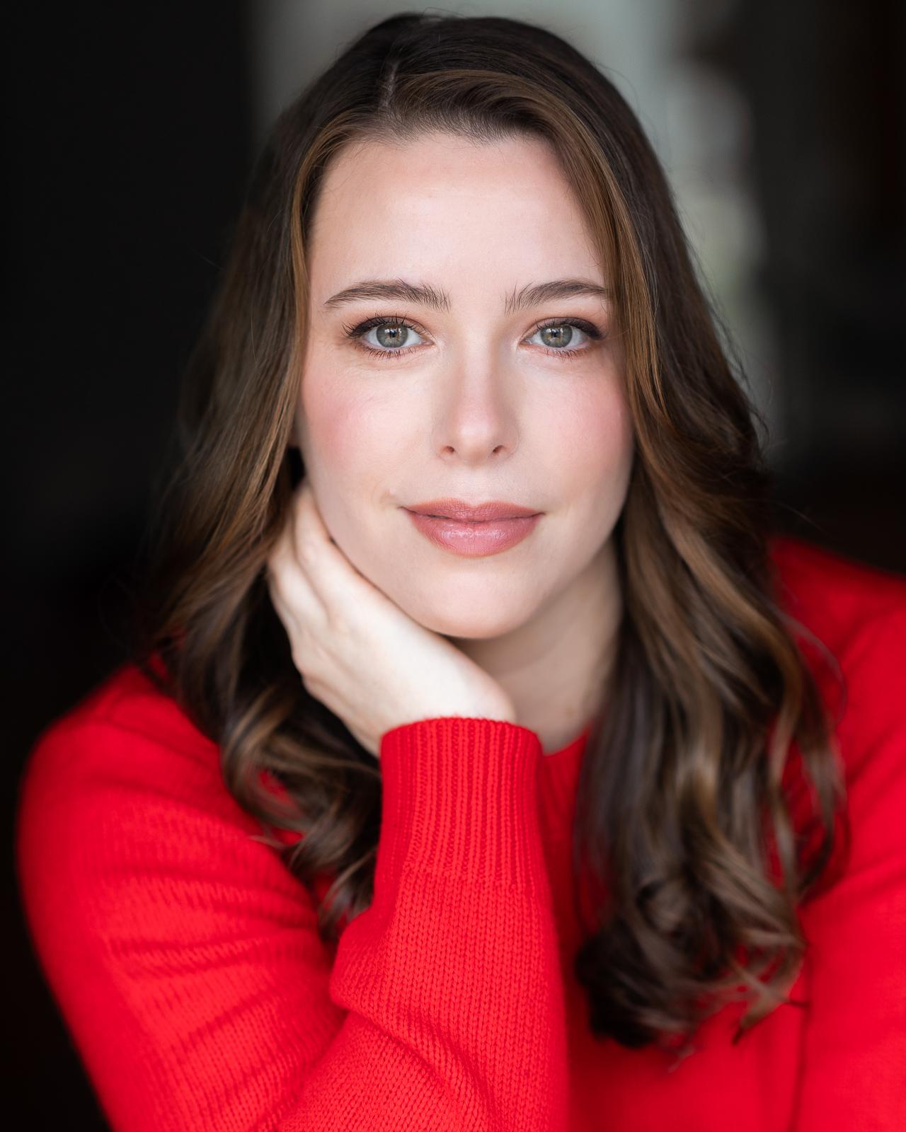 actor Sian Luxford large photo