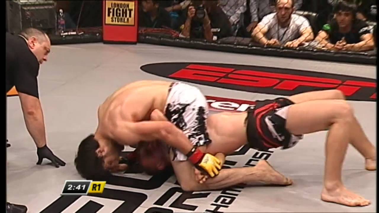 Cage Warriors 58 prelim: Khusein Khaliev v Mihail Serdyuk background