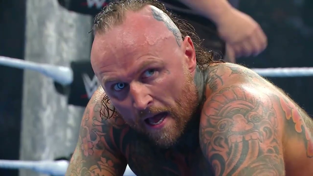 Sami Zayn vs Aleister Black | SmackDown Oct 3, 2025 (Part 1) background