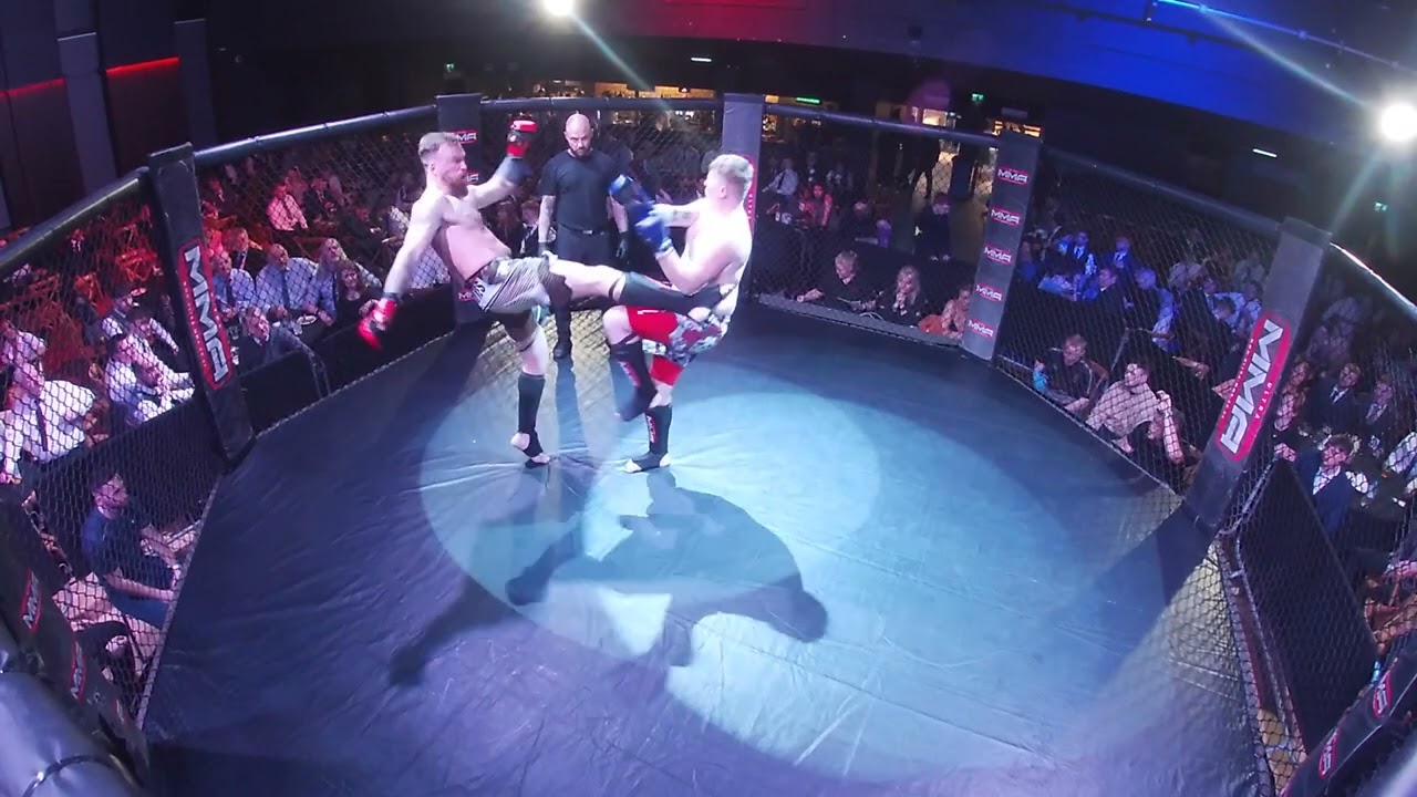 Newcastle | ULTRA MMA | JAMES WARHOUND PARKES VS ASH BUNKER