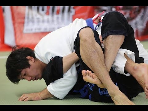 Naohiro Yamagishi vs Masato Uchishiba 山岸直弘vs内柴正人 background