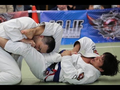 Chisato Hirano vs Masato Uchishiba 平野千里vs内柴正人 background