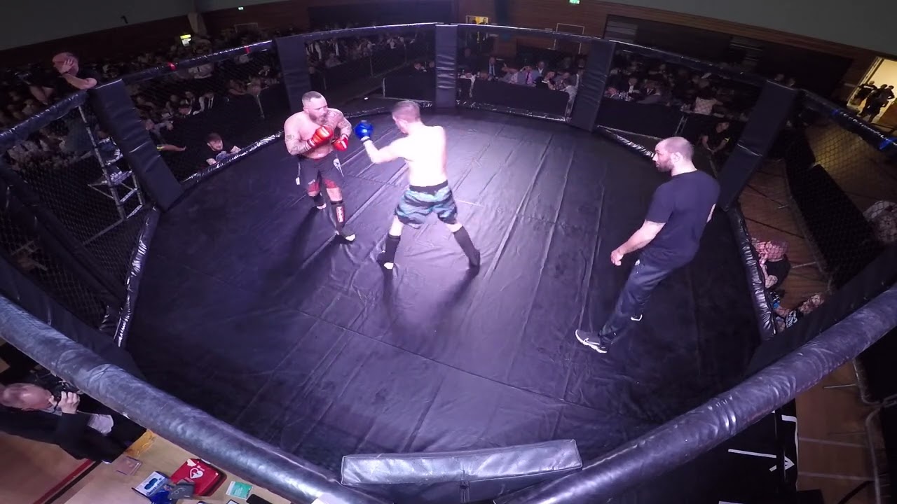 Swansea | ULTRA MMA | KEVIN GILBERT VS RUSSELL LODWIG