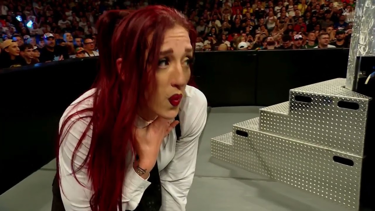 Alexa Bliss vs Chelsea Green | SmackDown Aug 29, 2025 (Part 2) background