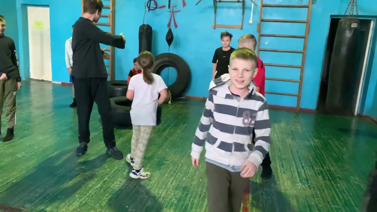 Регби в зале бокса ; 18 февраля 2023 г. background