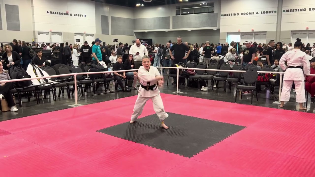 Quinlynn Brooks 16-17 Girls Traditional Weapons - Compete Internationals 2025 background