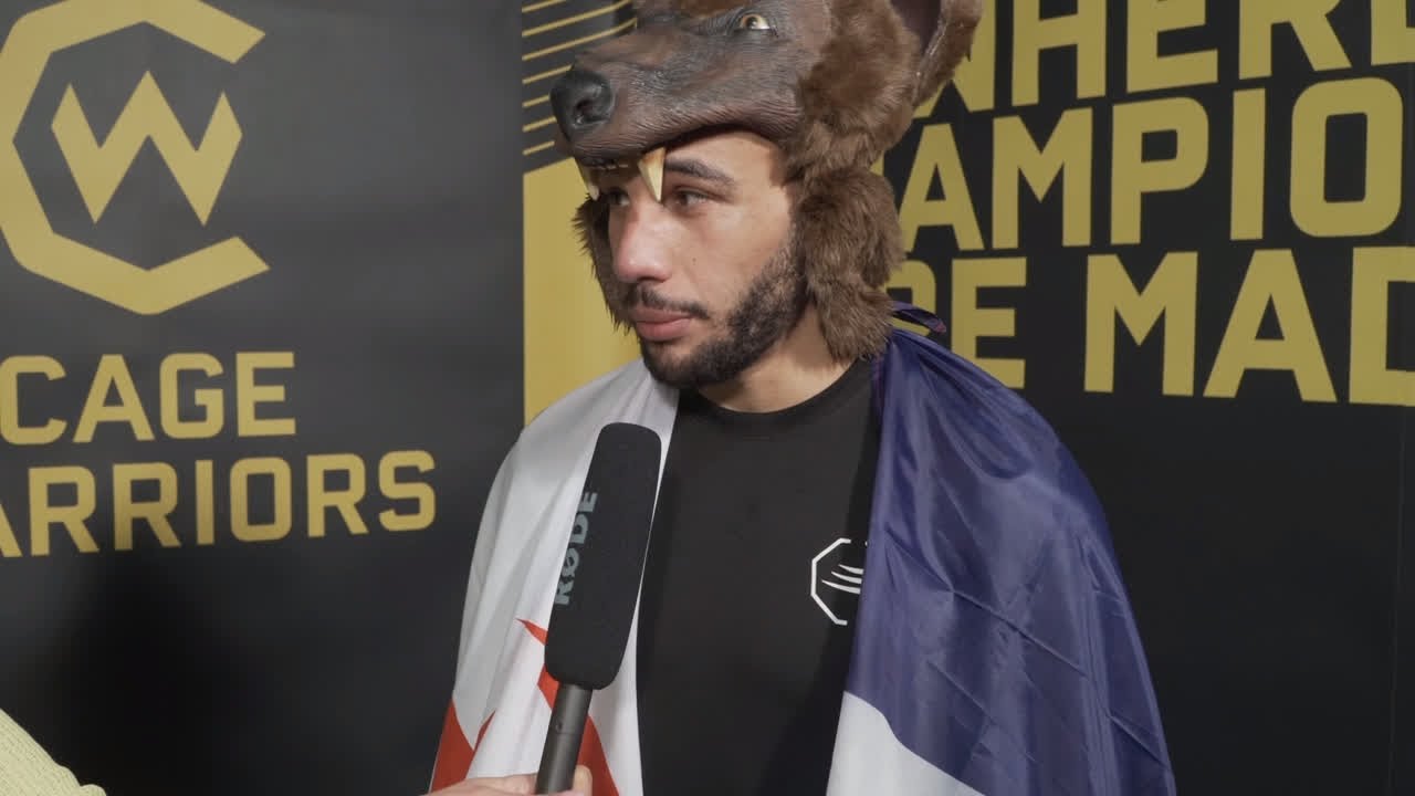 David Bear post-fight interview at CW113 background