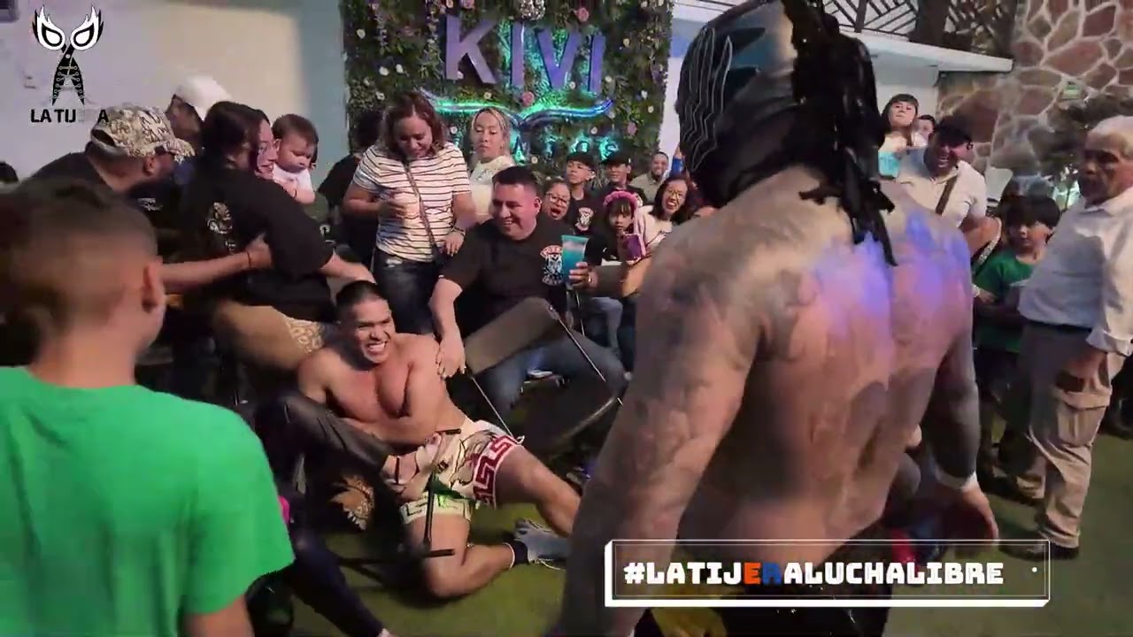 Lucha Vs MMA: Imposible Vs Jesús Navarro background