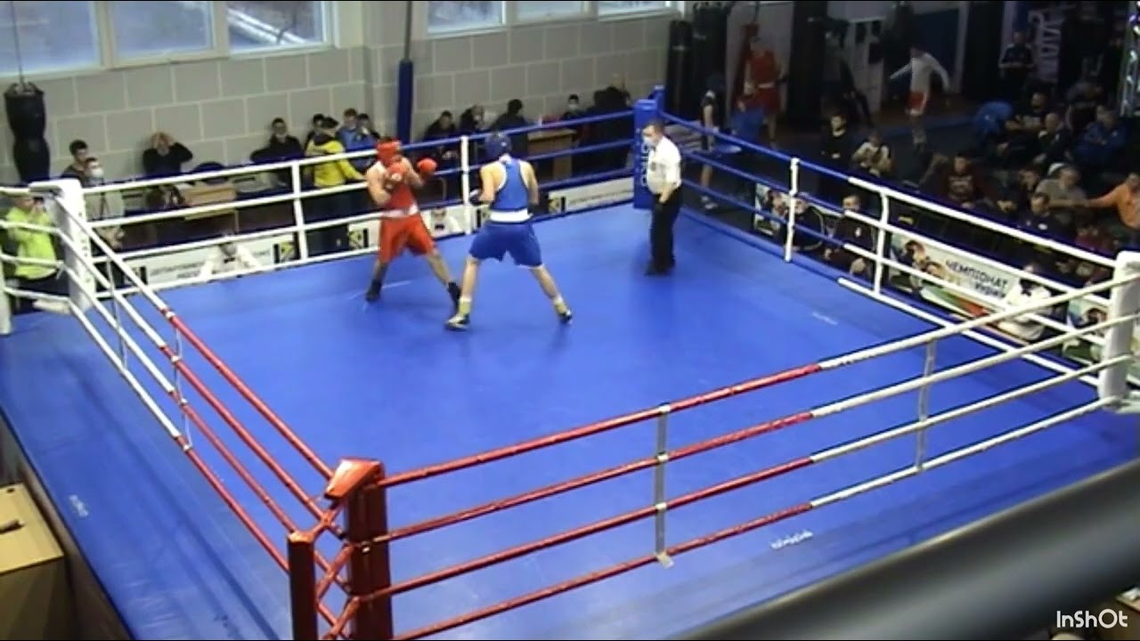 19/03/2021 Чемпионат Украины по боксу среди юниоров , 2005/06 год рождения , Кривой Рог background