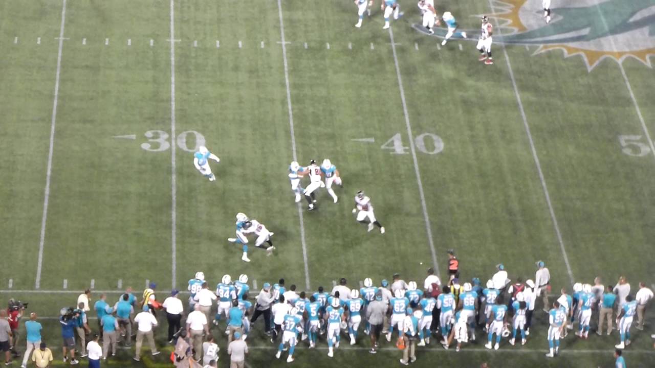 Tevin Coleman run/Mohamed Sanu reception/incomplete pass to Aldrick Robinson/Mohamed Sanu reception background