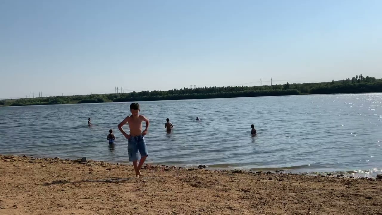 Купаемся после тренировки; 21 августа 2023 г. background