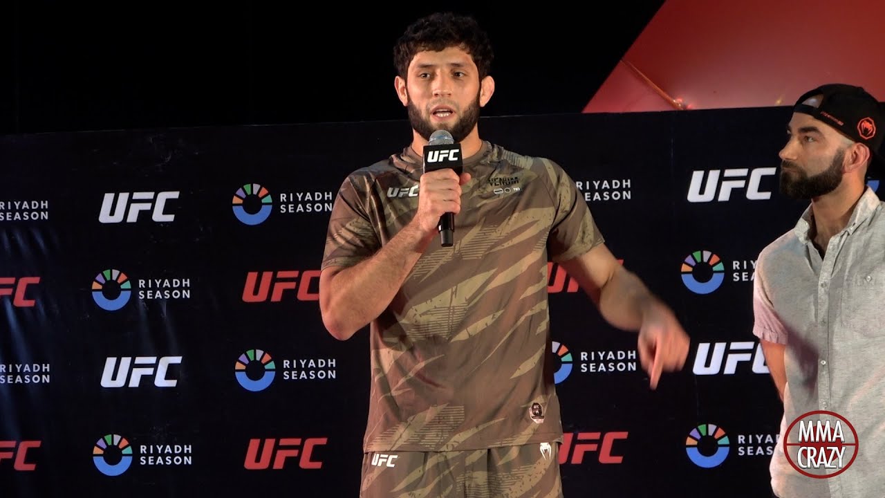 Ikram Aliskerov tells fans at UFC Saudi Arabia Workout: "I came here to win" background