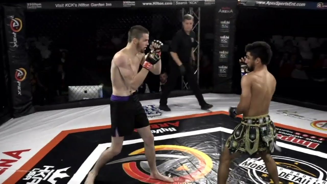APEX 4 Justin Andrews vs Austin Spangler background