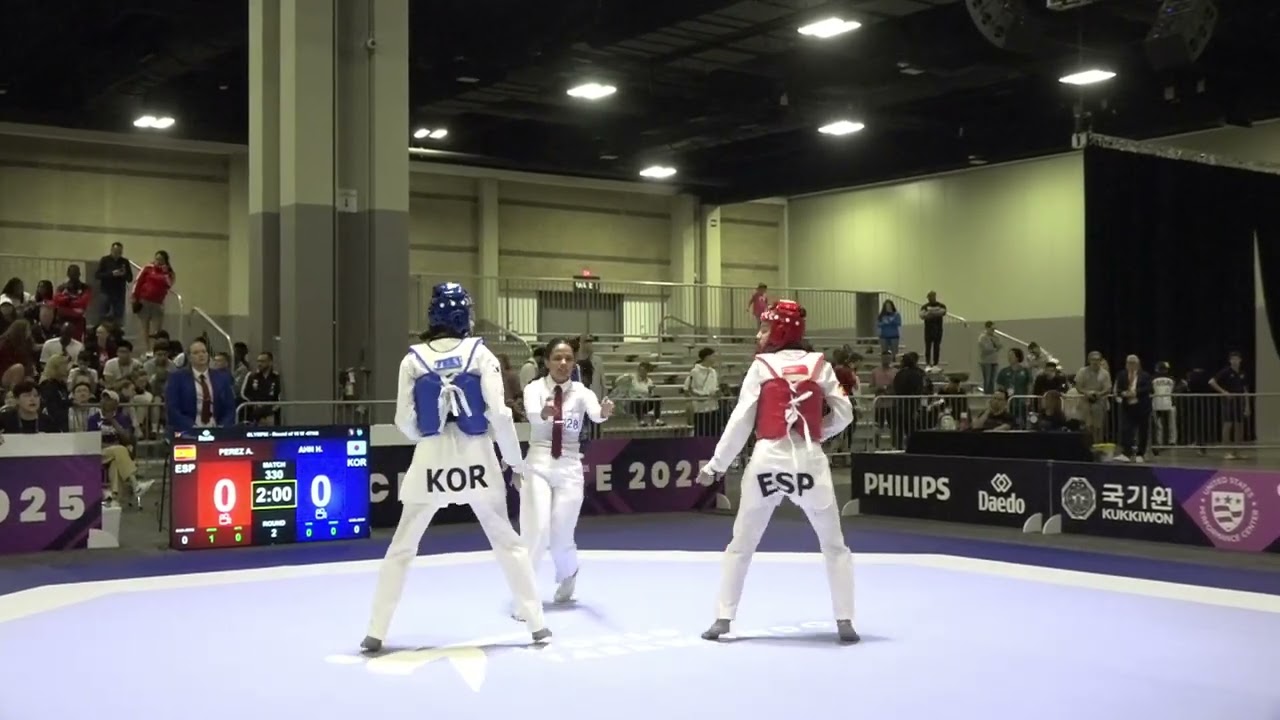 330 Round of 16 W 57kg KOR H AHN ESP A PEREZ PGM background
