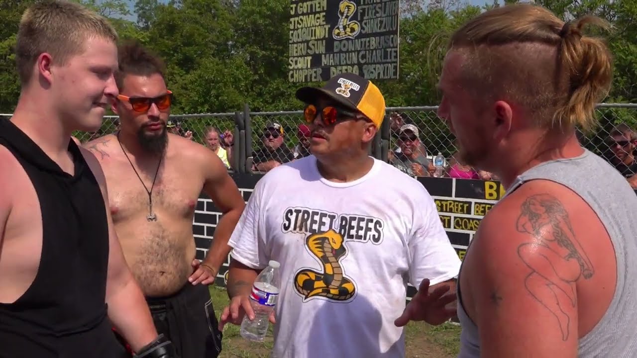 TIKTOK BEEF GETS SETTLED IN THE RING!!! background