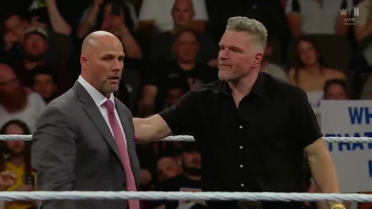 Adam Pearce brings out Gunther: Raw, May. 5, 2025 background