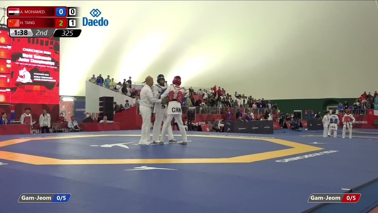 325 Quarterfinals Men 55kg EGY A MOHAMED CHN H TANG background