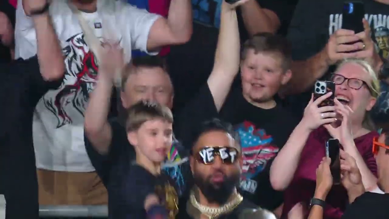 We take a look at Logan Paul’s attack on Jey Uso after Raw ended: Raw, May. 12, 2025 background