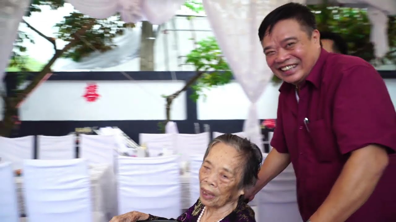 KÝ ỨC CÙNG BÀ NỘI.