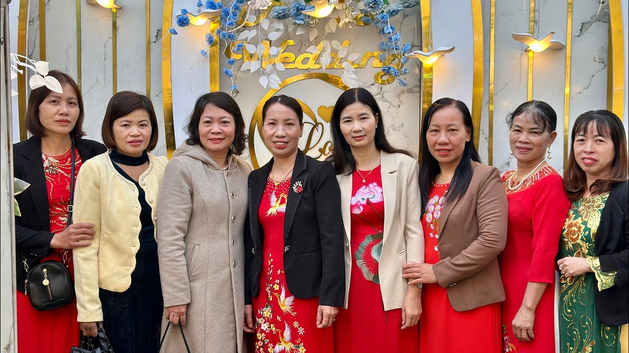 Liên hoan ca nhạc buổi tối ,Đám Cưới tại Đông Tân Đông Hưng Thái Bình. background