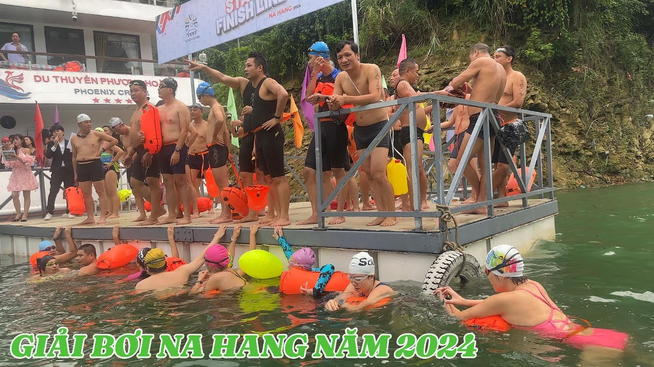Giải Bơi tiếp sức lần đầu tiên tại Hồ Na Hang Tuyên Quang tháng 8 năm 2024. background