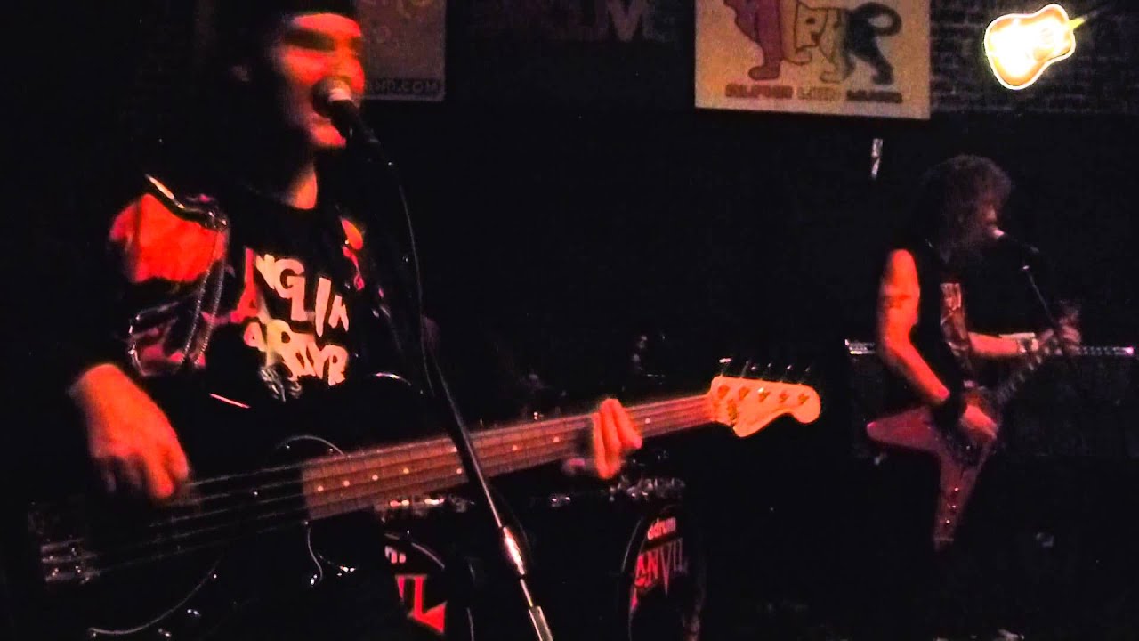Anvil - Metal on Metal