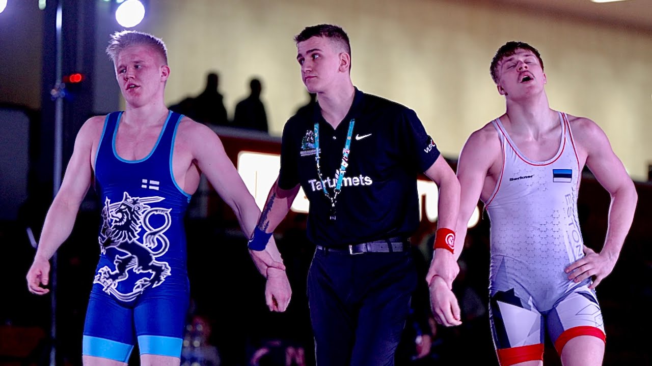 M. Uhtjärv (EST) vs N. Hynninen (FIN) 87kg. Men greco-roman wrestling.