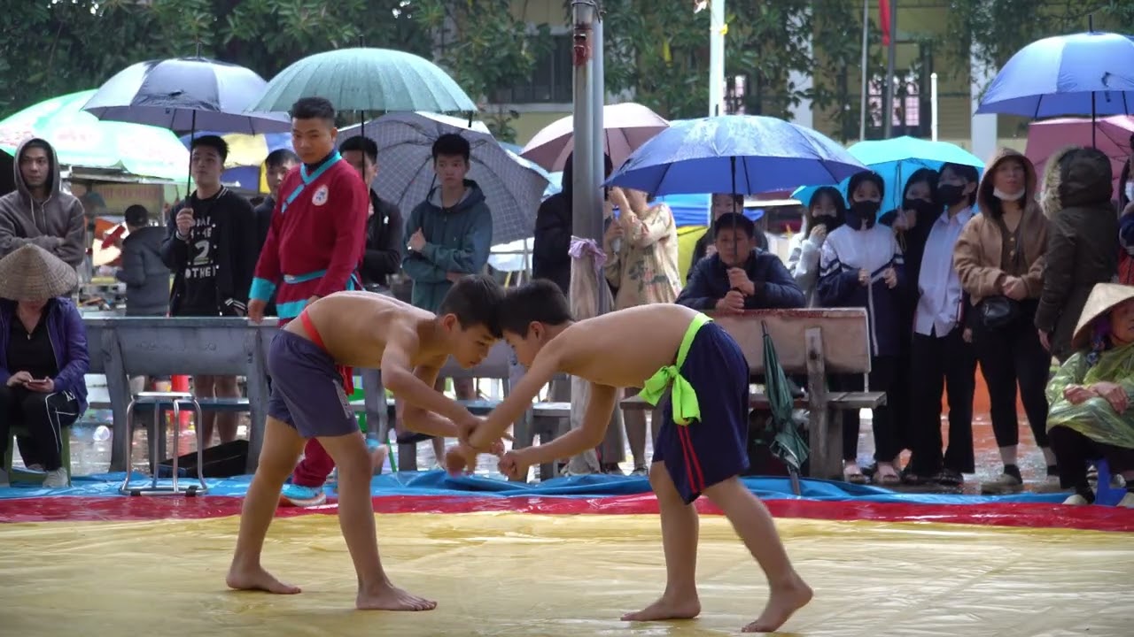 Sự trưởng thành của các Ô ĐÔ NHÍ. backdrop
