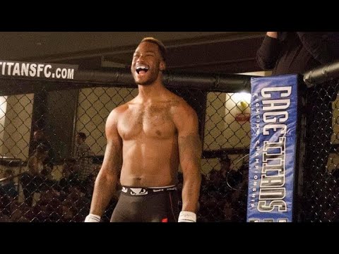 Tommy Lee Davis Brings The Smoke | FIGHT FLASHBACK backdrop