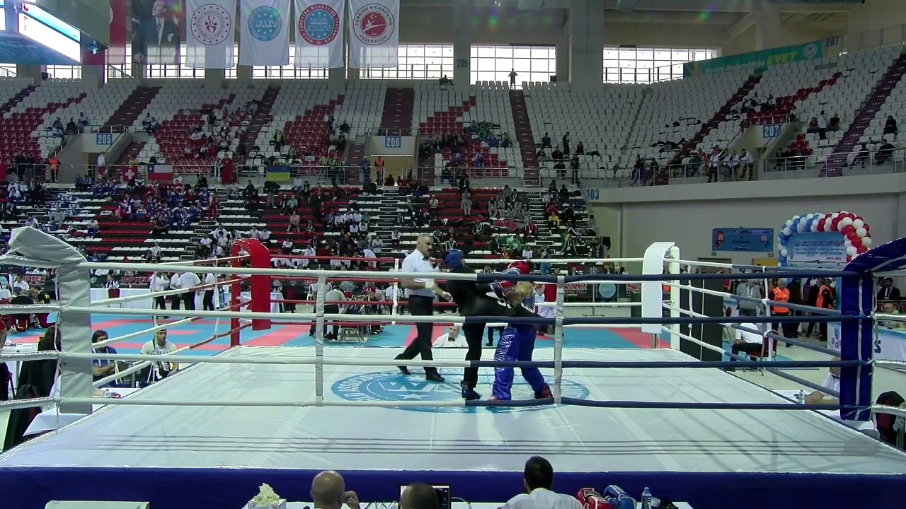 Veronica Mangione v Seham Alkharif WAKO World Championships 2019 backdrop