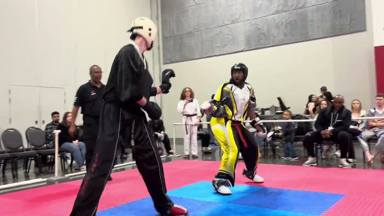 Kameren Ali-Dawson vs Jacob Roch HW Divisional Grand Championship - Compete Internationals 2024 backdrop