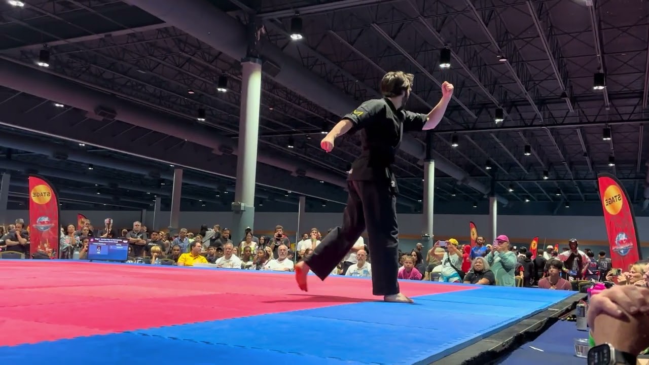 Esteban Tremblay Men's Extreme Forms - U.S. Open 2024 background