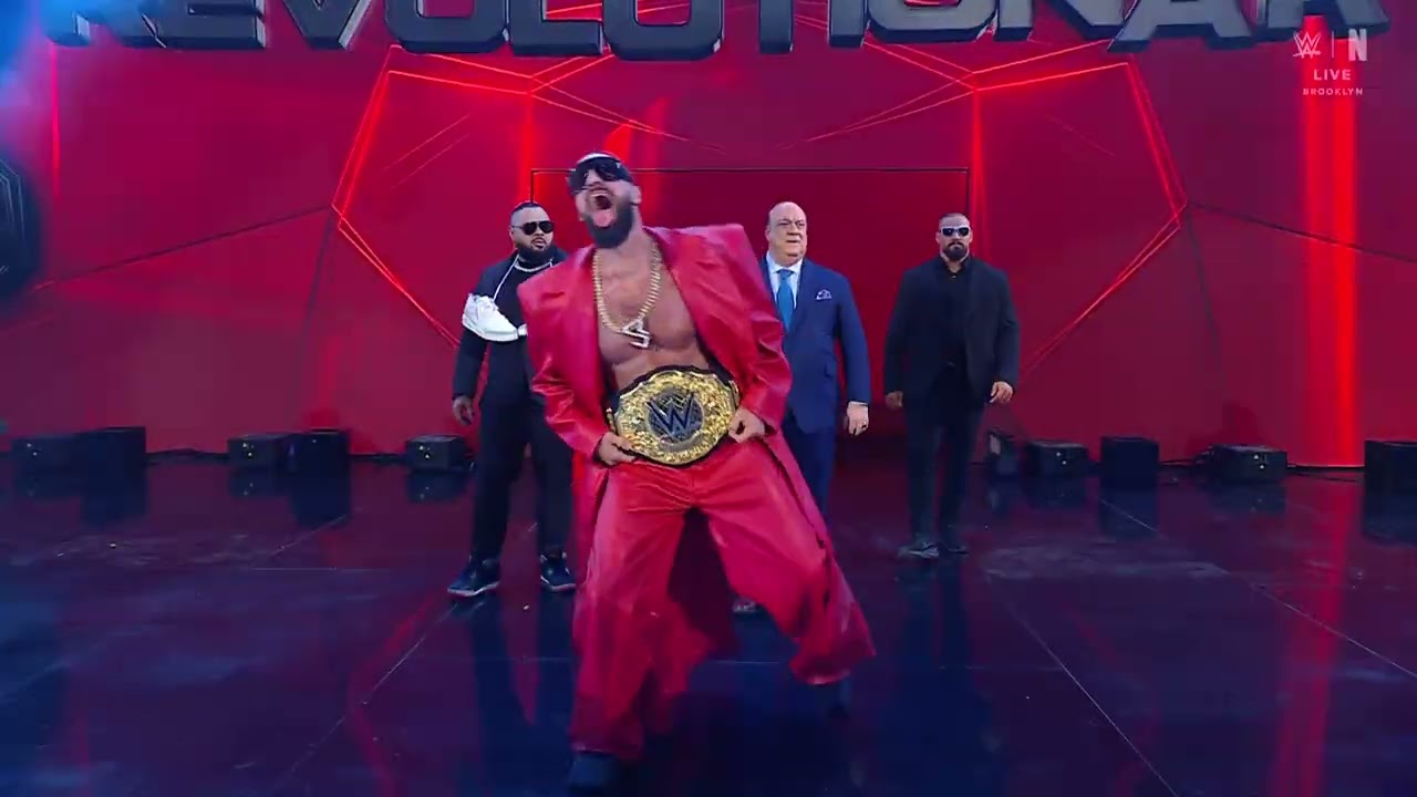 Seth Rollins makes his first entrance as the WWE World Heavyweight Champion | Raw Aug 4, 2025 background