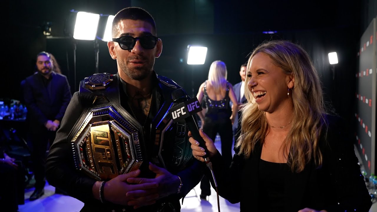 Ilia Topuria: "Neste momento, não vejo ninguém no MMA no meu nível" | UFC 308 background