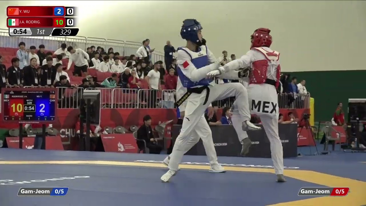 329 Quarterfinals Men 45kg CHN Y WU MEX J A RODRIG background
