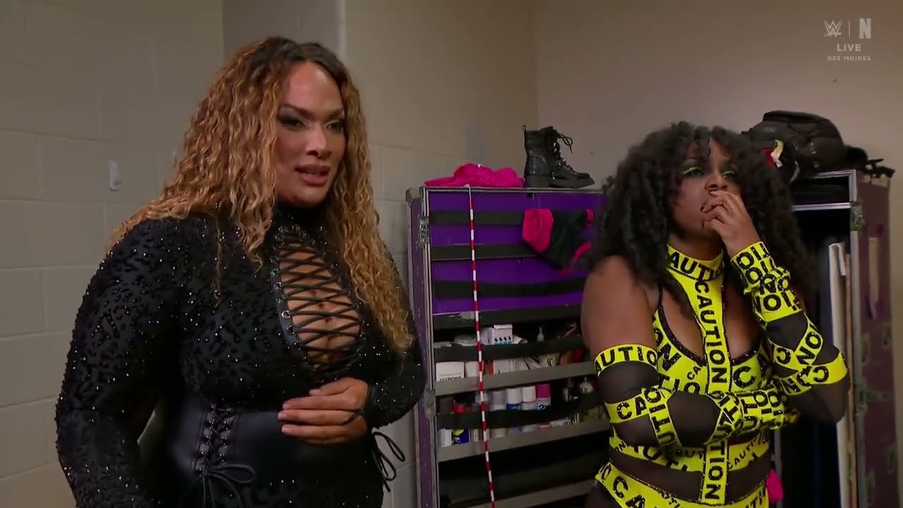 Nia Jax tells Naomi they have to be on the same page: SmackDown, May. 2, 2025 background
