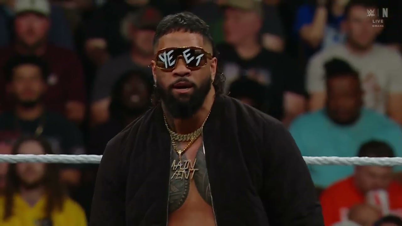 Paul Heyman interrupts Jey Uso: Raw, May. 5, 2025 background